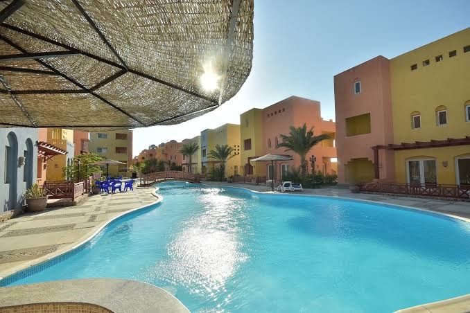 Main pool at Al Dora Residence